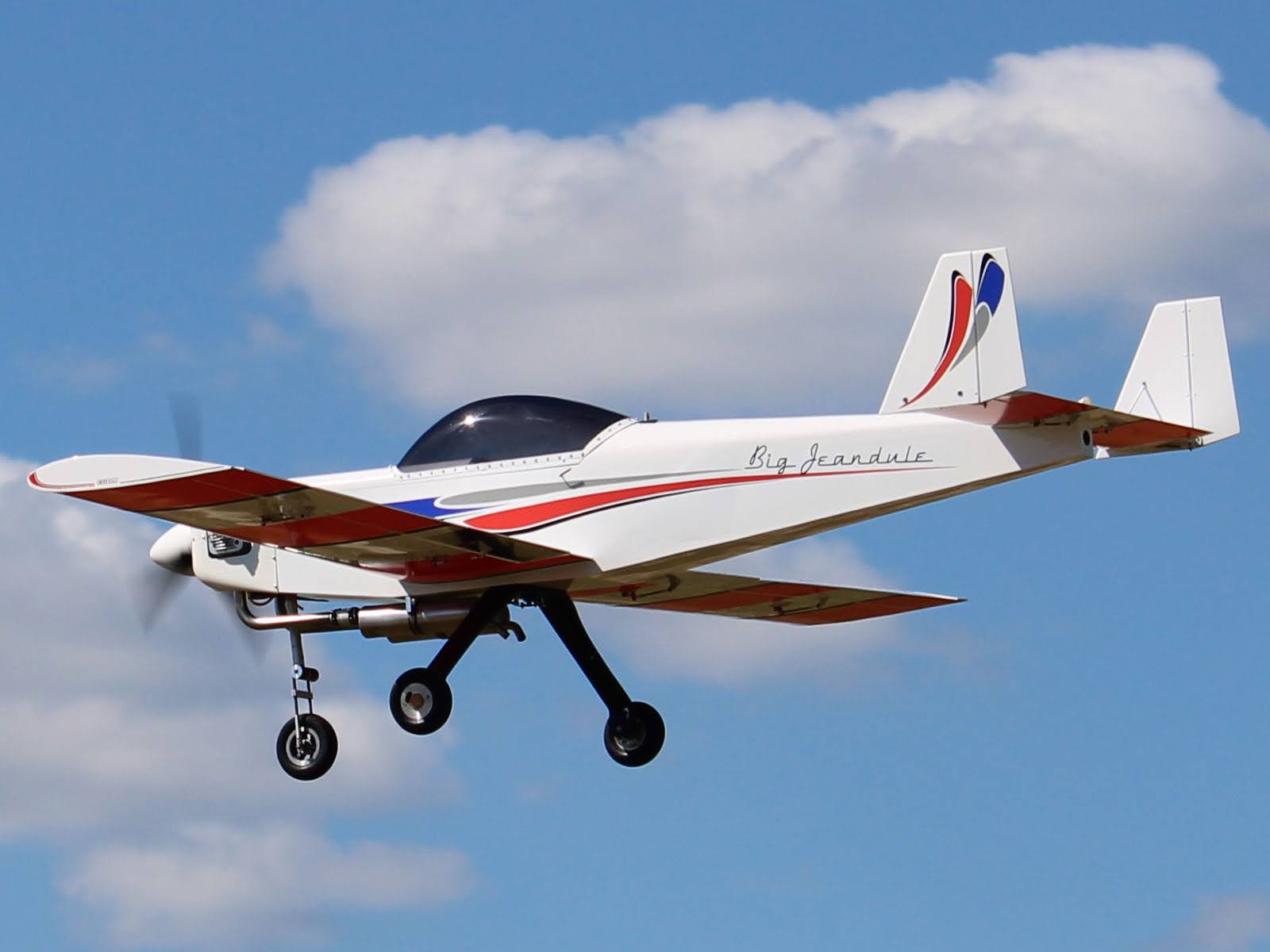 Avion de voltige Acromodèles44